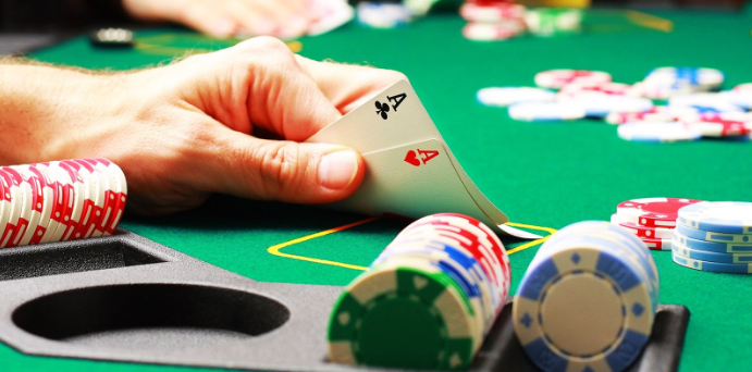 Thiết lập ván bài poker Ta88